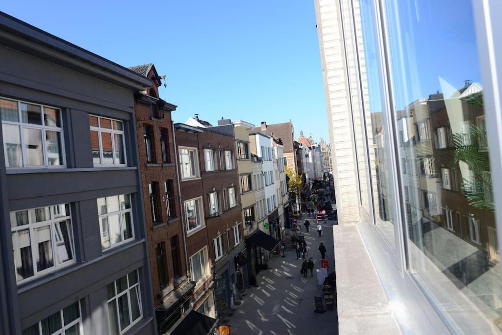 Downtown 2 Bdr Apartment ***** 3 Antwerpen Bagian luar foto