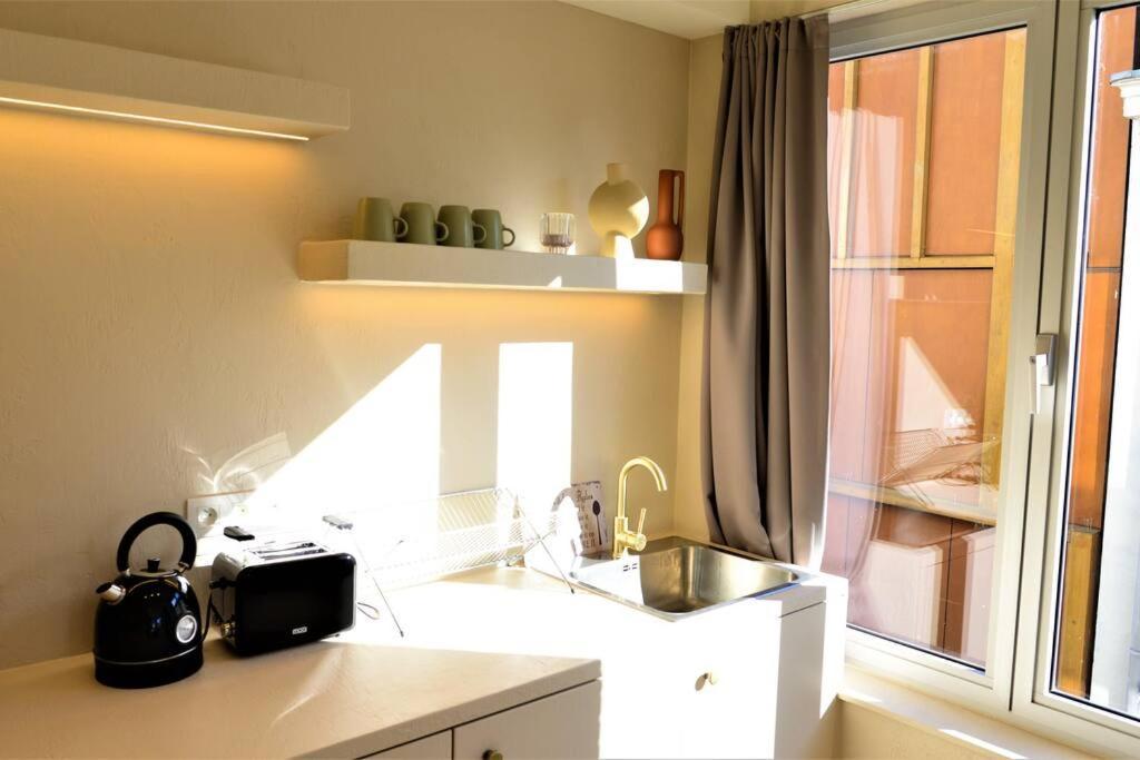 Downtown 2 Bdr Apartment ***** 3 Antwerpen Bagian luar foto