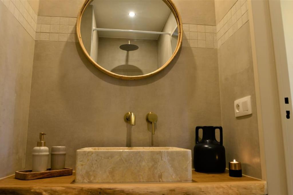 Downtown 2 Bdr Apartment ***** 3 Antwerpen Bagian luar foto