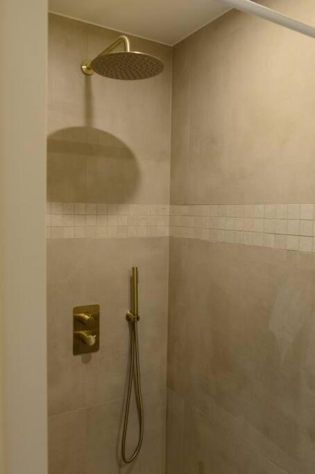 Downtown 2 Bdr Apartment ***** 3 Antwerpen Bagian luar foto