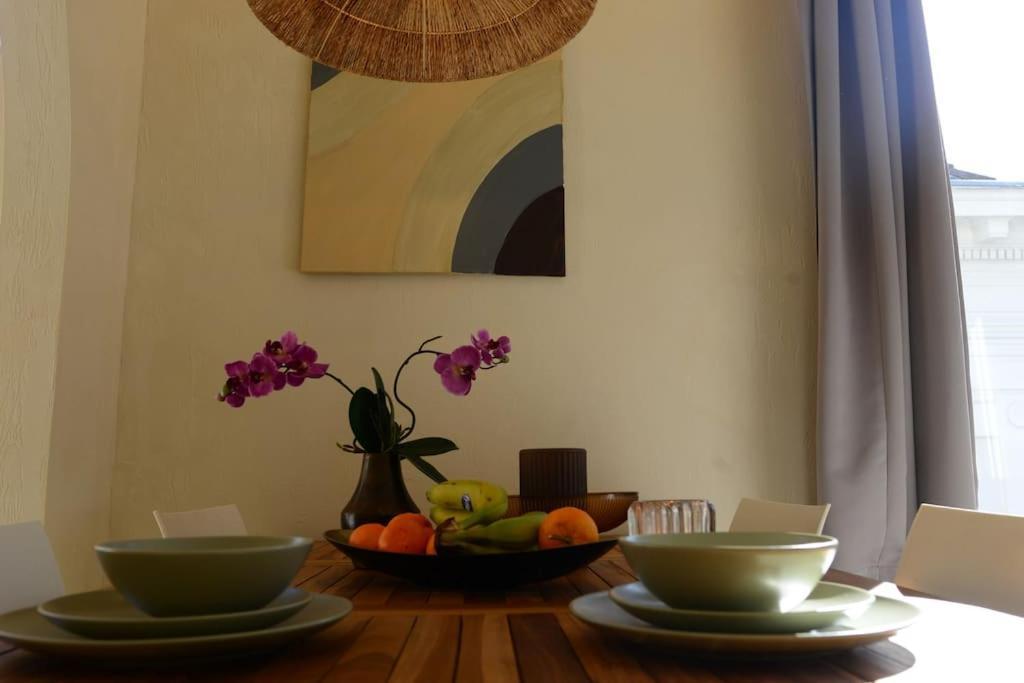 Downtown 2 Bdr Apartment ***** 3 Antwerpen Bagian luar foto