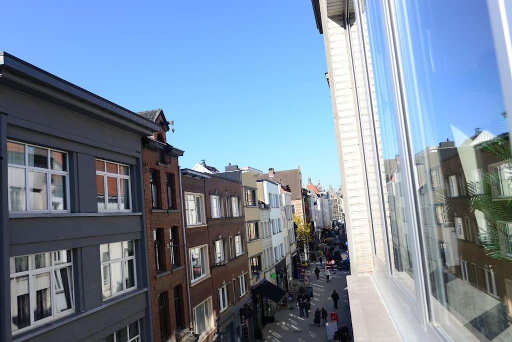 Downtown 2 Bdr Apartment ***** 3 Antwerpen Bagian luar foto